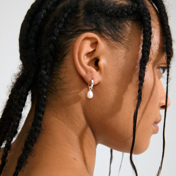 61253-6003 Elliana Earrings (Picture 3 of 3)