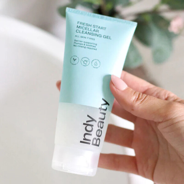 Indy Beauty Fresh Start Micellar Cleansing Gel (Picture 2 of 3)
