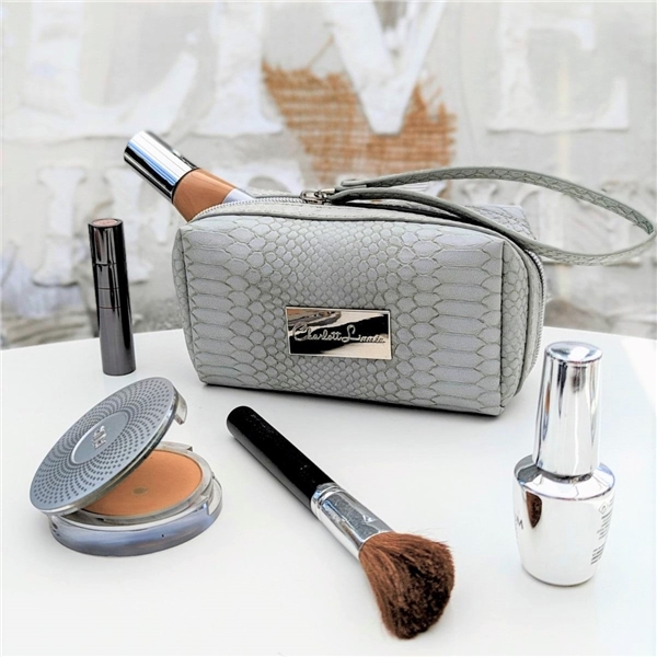 CL Zircon Casual Makeup Bag (Picture 10 of 11)