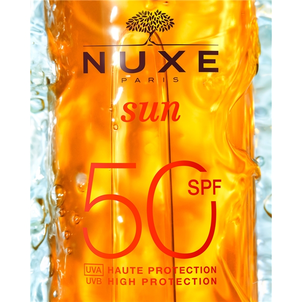 Nuxe Tanning Sun Oil SPF 50 (Picture 4 of 9)