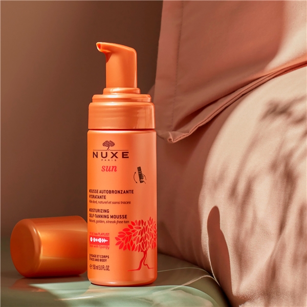NUXE Sun Moisturizing Self Tanning Mousse (Picture 5 of 8)